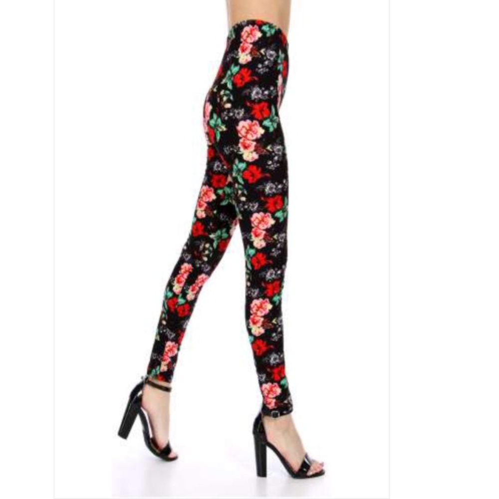 Butter Soft Water Color Floral Leggings - Picture 3 of 7